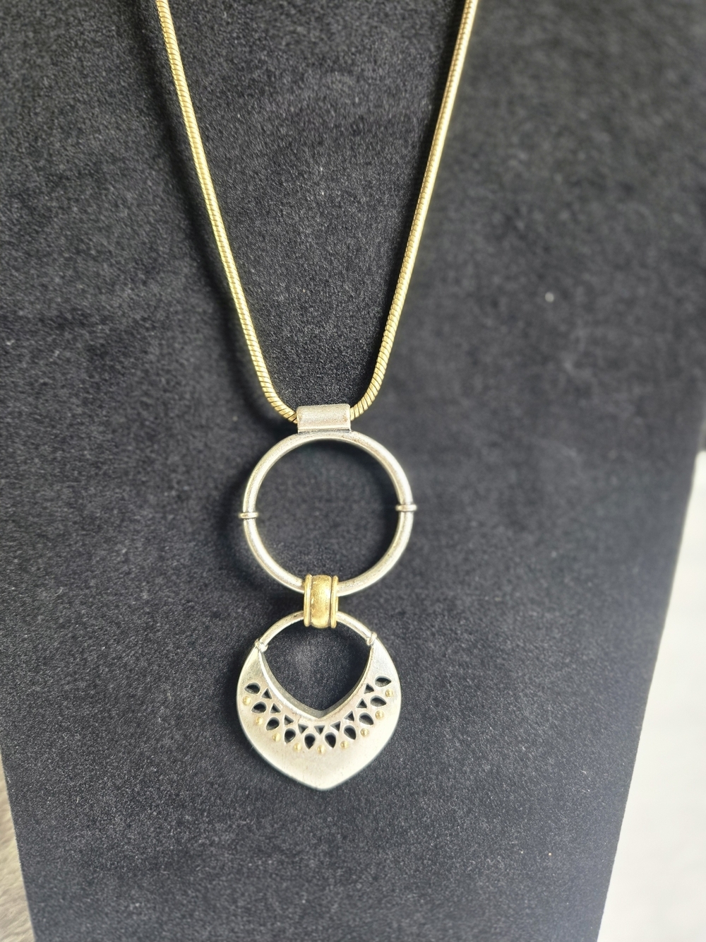 LUCKY  Adj Two Tone Chain Pendant Necklace w/ Drop Silver Accents MUST SEE GUC - Picture 5 of 13